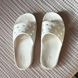 CROCS Classic White Slide Sandals